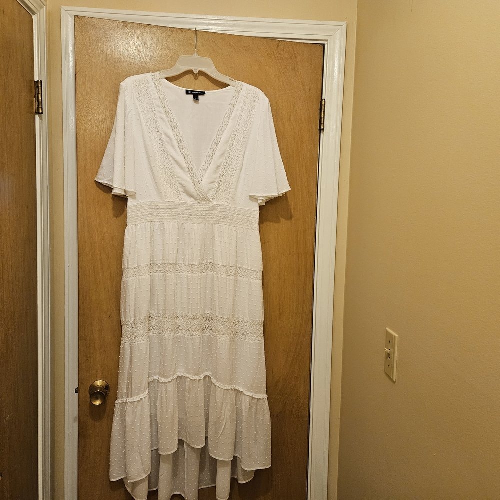INC International Concepts White V-Neck Flutter Sleeve dress